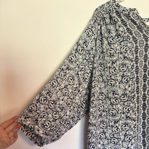 Rose Olive Floral Tunic Top Woman Button Front 3/4 Sleeve Ruched Casual Flowy 1X - Picture 4 of 5